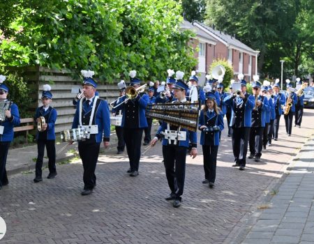 16 juli Kermisoptocht Hengelo