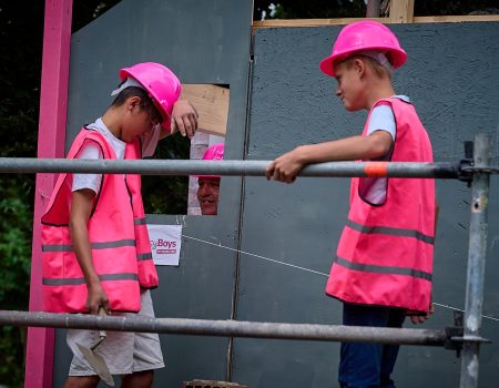 Vierakkersestraatweg en de helden: Easy Boys