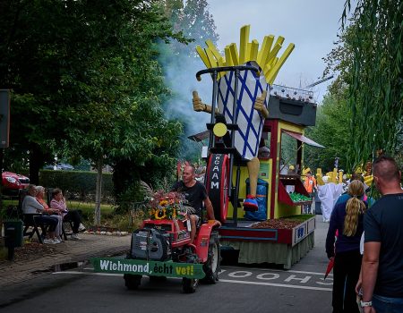 De Wogt: Wichmond: ècht VET  "Frituur on wheels"