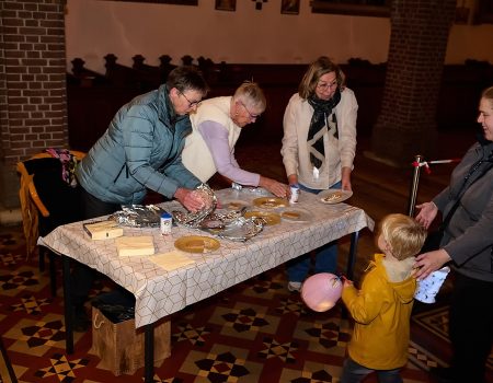 11 november 2025 Sint Maarten - Het feest van delen . Een halve pannenkoek