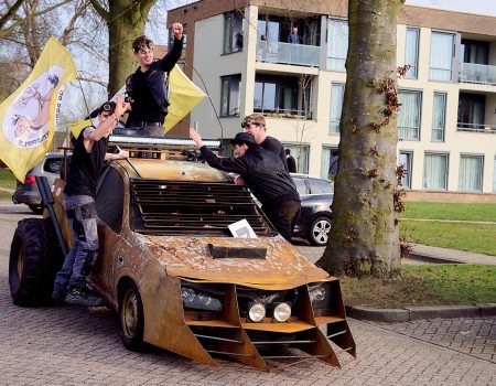 15 februari 2026 Carnavalsoptocht de Peerdeknuppels